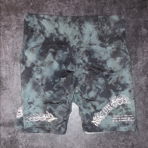 Darc Sport Green Stone Marble Shorts and Sports Bra Set - Picture 2 of 6